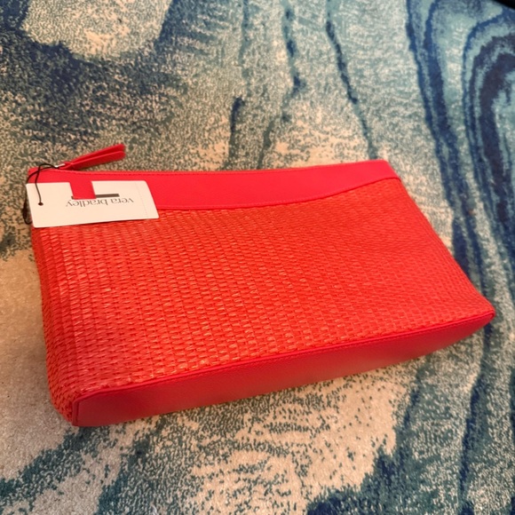 NWT Vera Bradley Red Makeup Travel Pouch - Picture 1 of 6